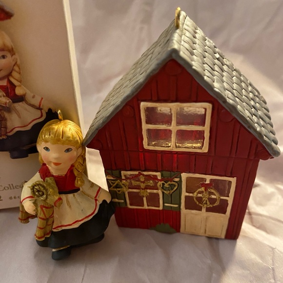 Hallmark Ornament - Norway - Picture 3 of 3